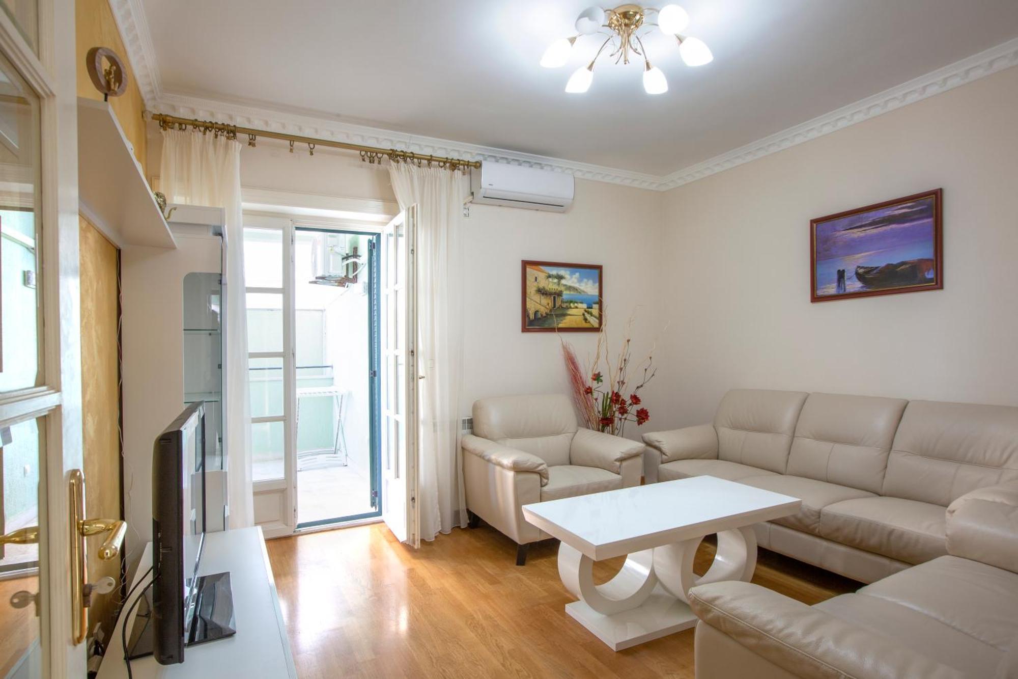 סבטי סטפן Montesan Luxury Apartment Beach Front מראה חיצוני תמונה